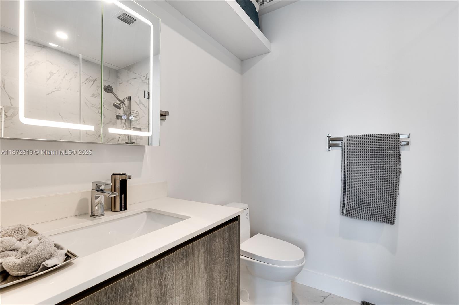 1405 2 / 3 1675 sq. ft. $ 2025-09-04 0 Photo