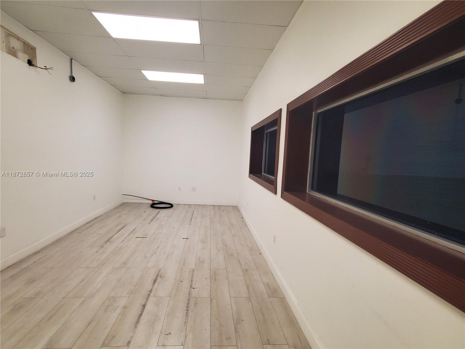 See details / sq. ft. $ 2025-09-06 0 Photo