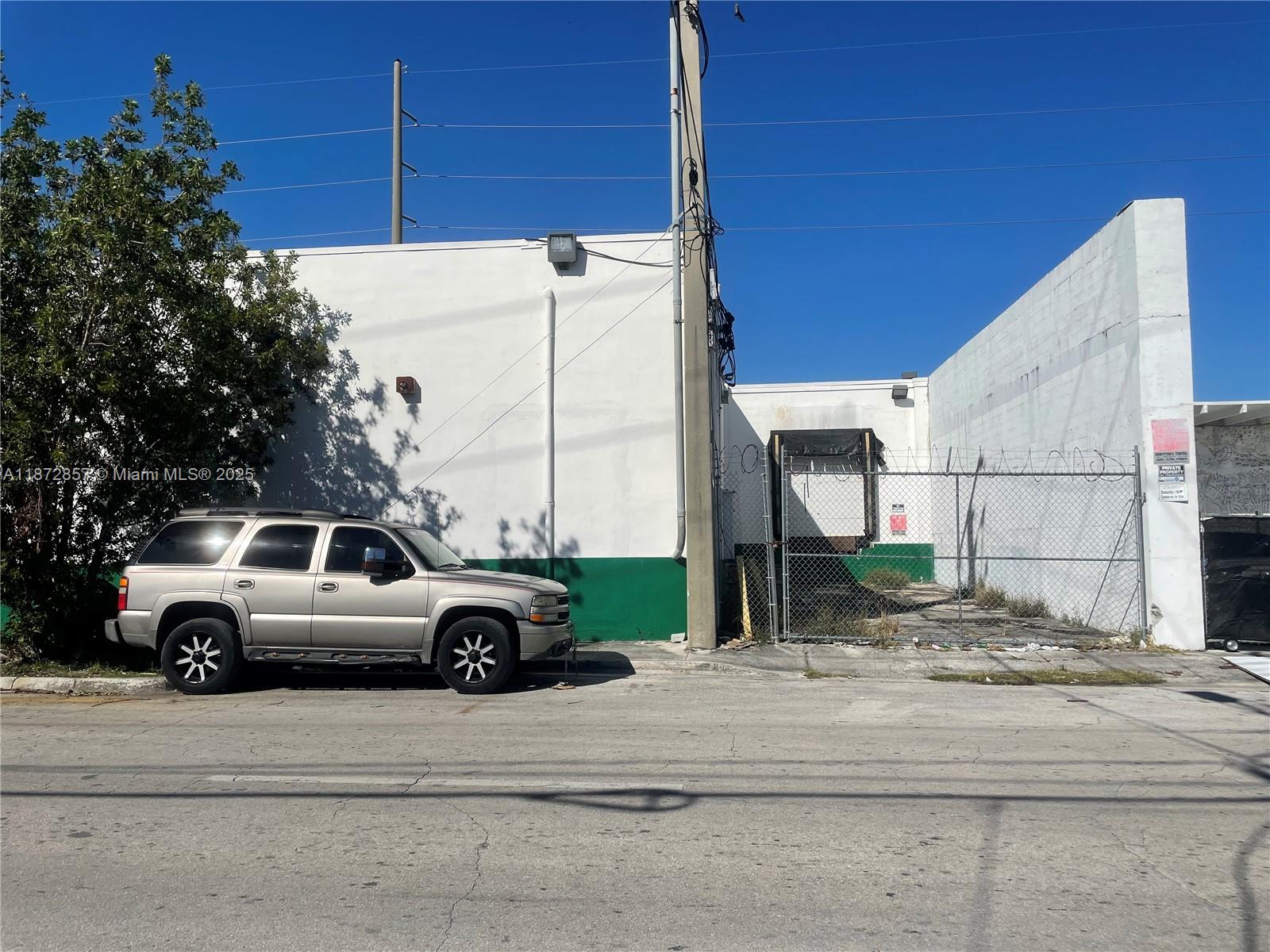 See details / sq. ft. $ 2025-09-06 0 Photo