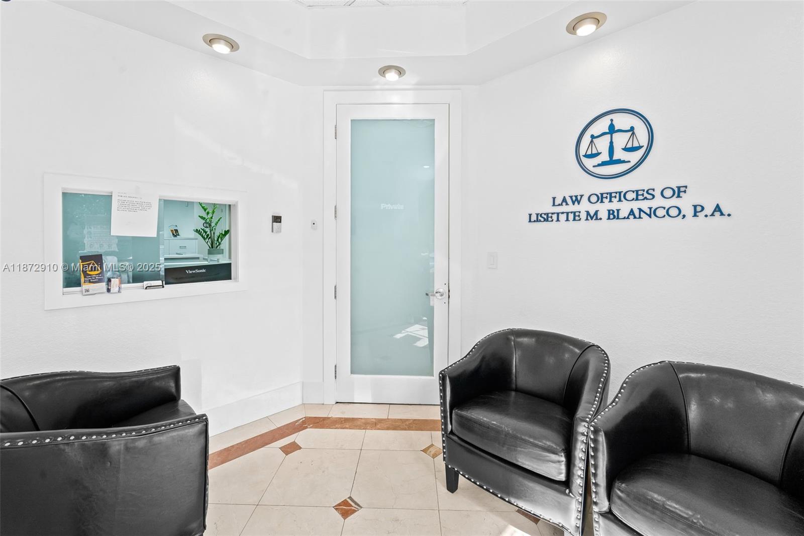 101  /   sq. ft. $ 2025-09-05 0 Photo