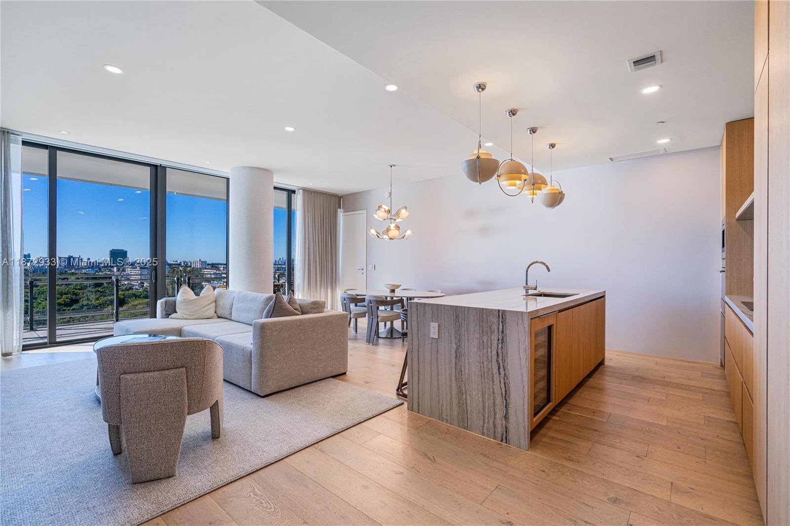 804 2 / 3 1457 sq. ft. $ 2025-09-05 0 Photo