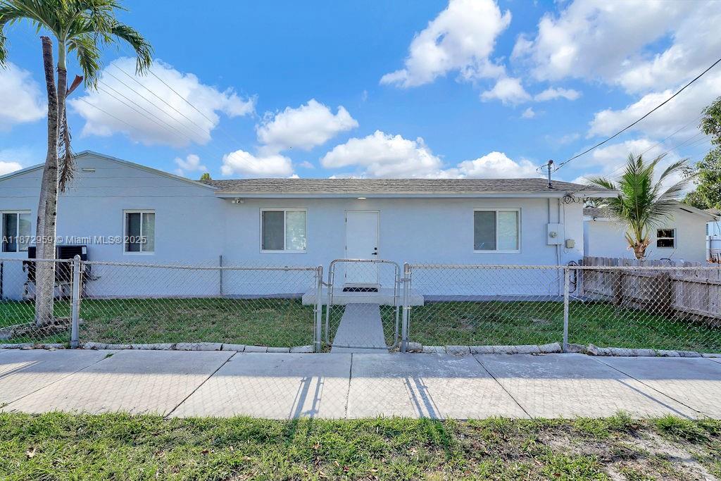 See details / 2415 sq. ft. $ 2025-09-05 0 Photo