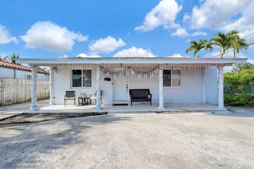 See details / 2415 sq. ft. $ 2025-09-05 0 Photo