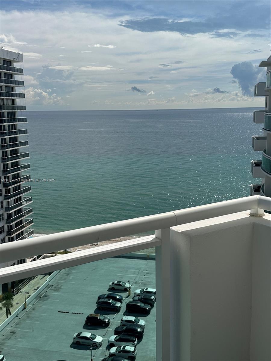 Photo of 3001 Ocean Dr #1549, Hollywood, Florida, 33019 -