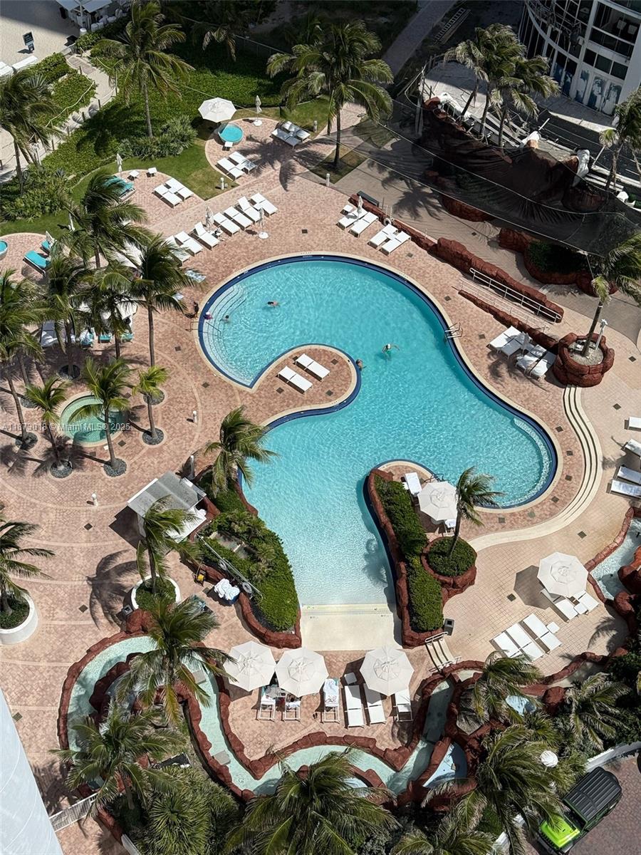 4001 2 / 3 1649 sq. ft. $ 2025-09-05 0 foto