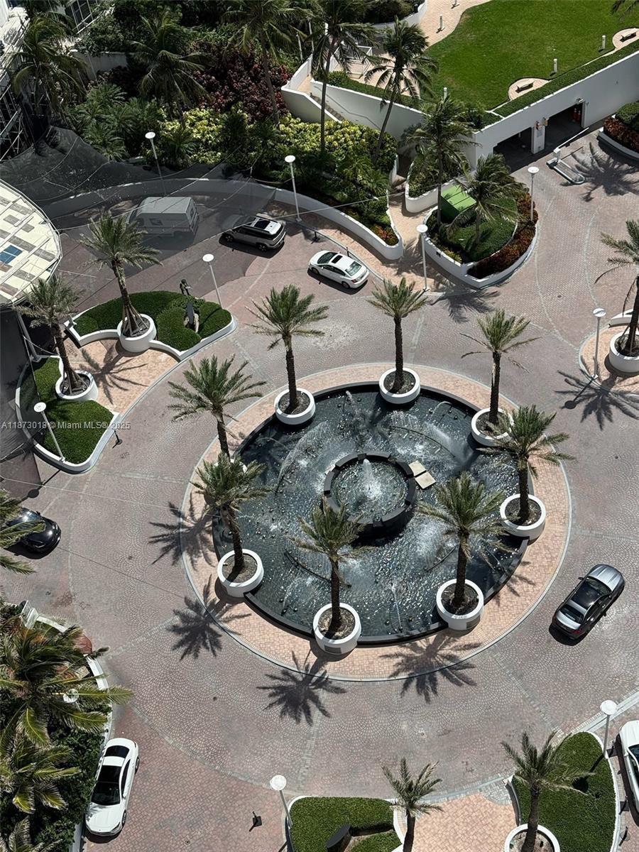 4001 2 / 3 1649 sq. ft. $ 2025-09-05 0 foto