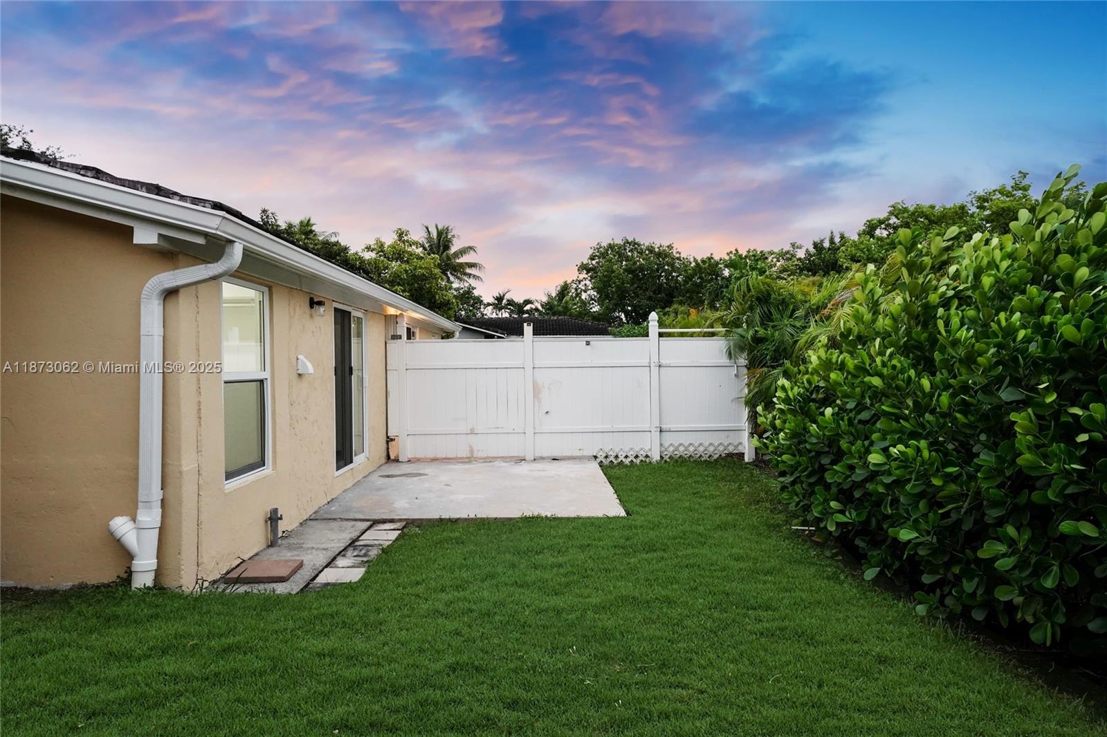 See details / 2296 sq. ft. $ 2025-09-05 0 Photo