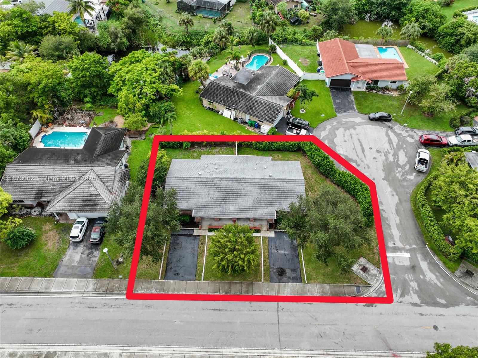See details / 2296 sq. ft. $ 2025-09-05 0 Photo