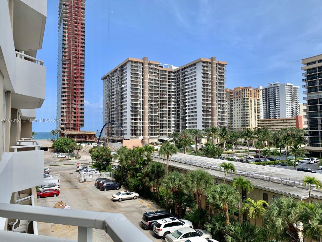 3C 1 / 2 870 sq. ft. $ 2025-09-05 0 Photo