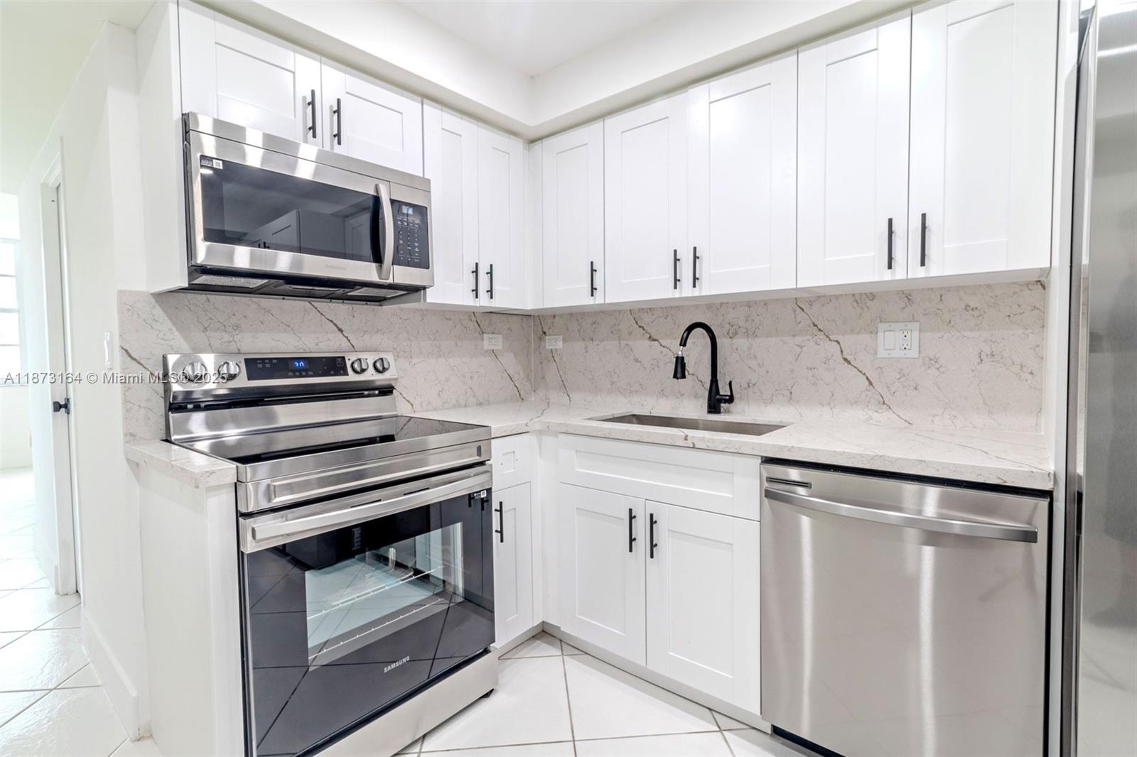 2012 2 / 2 1087 sq. ft. $ 2025-09-05 0 Photo