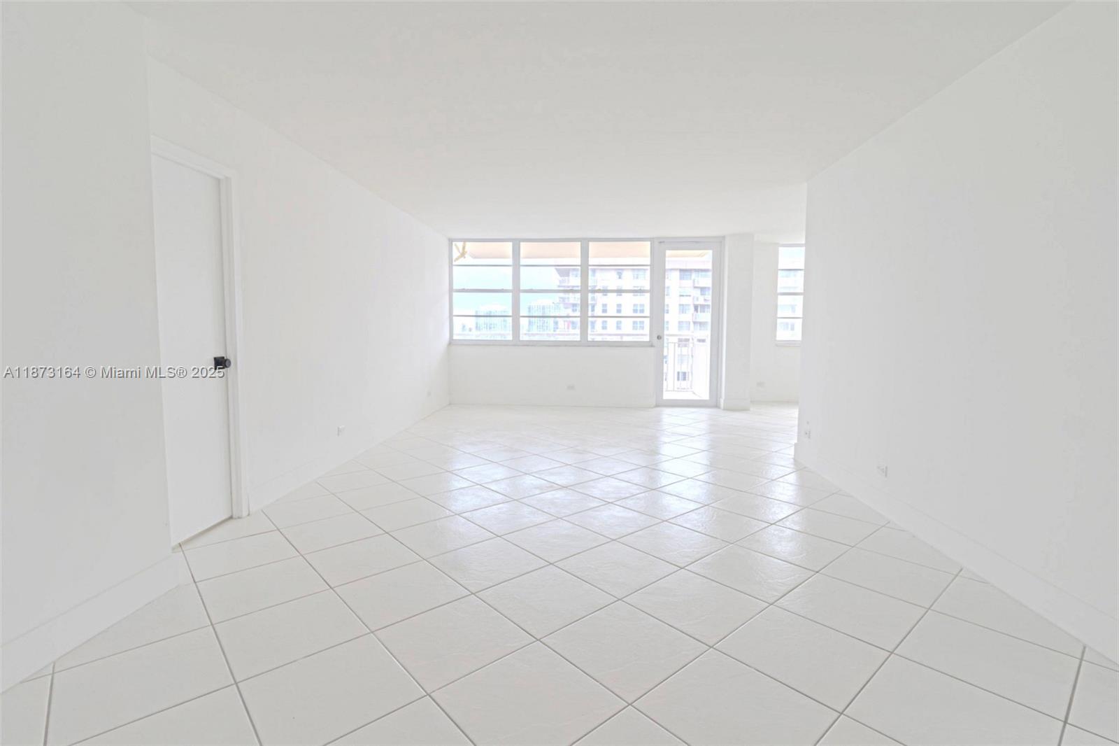 2012 2 / 2 1087 sq. ft. $ 2025-09-05 0 Photo