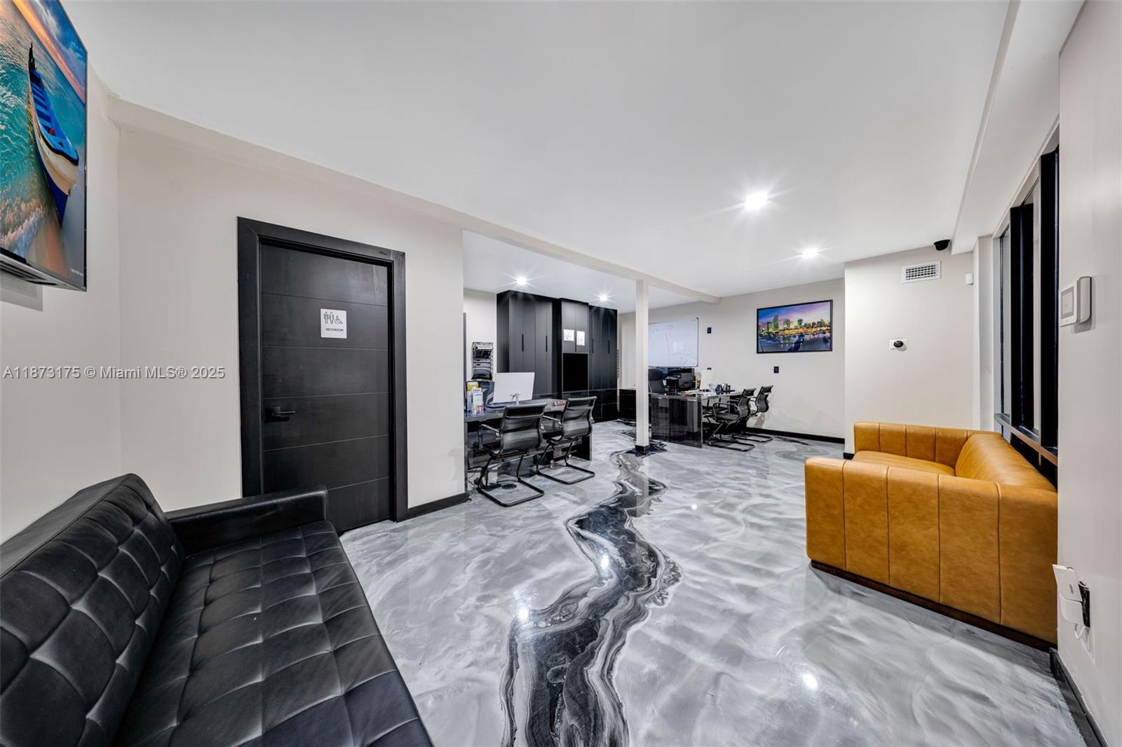 Ver detalles 3 / sq. ft. $ 2025-09-05 0 foto
