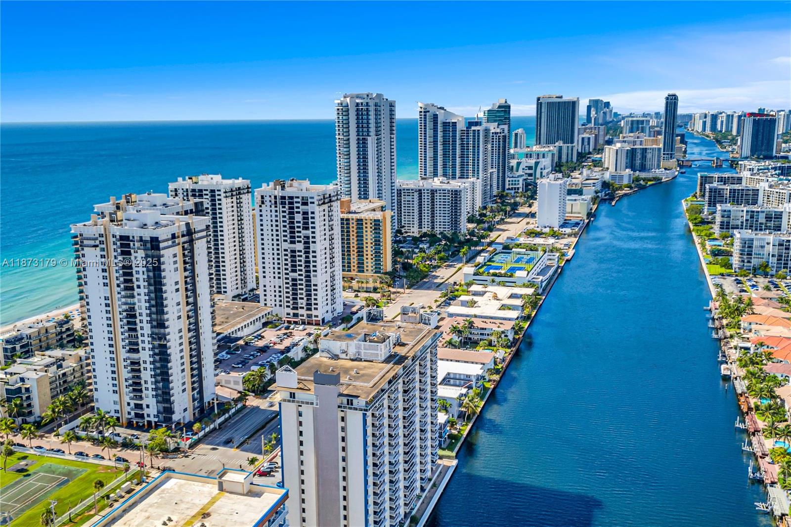 Photo of 2201 Ocean Dr  #2005, Hollywood, Florida, 33019 - 
