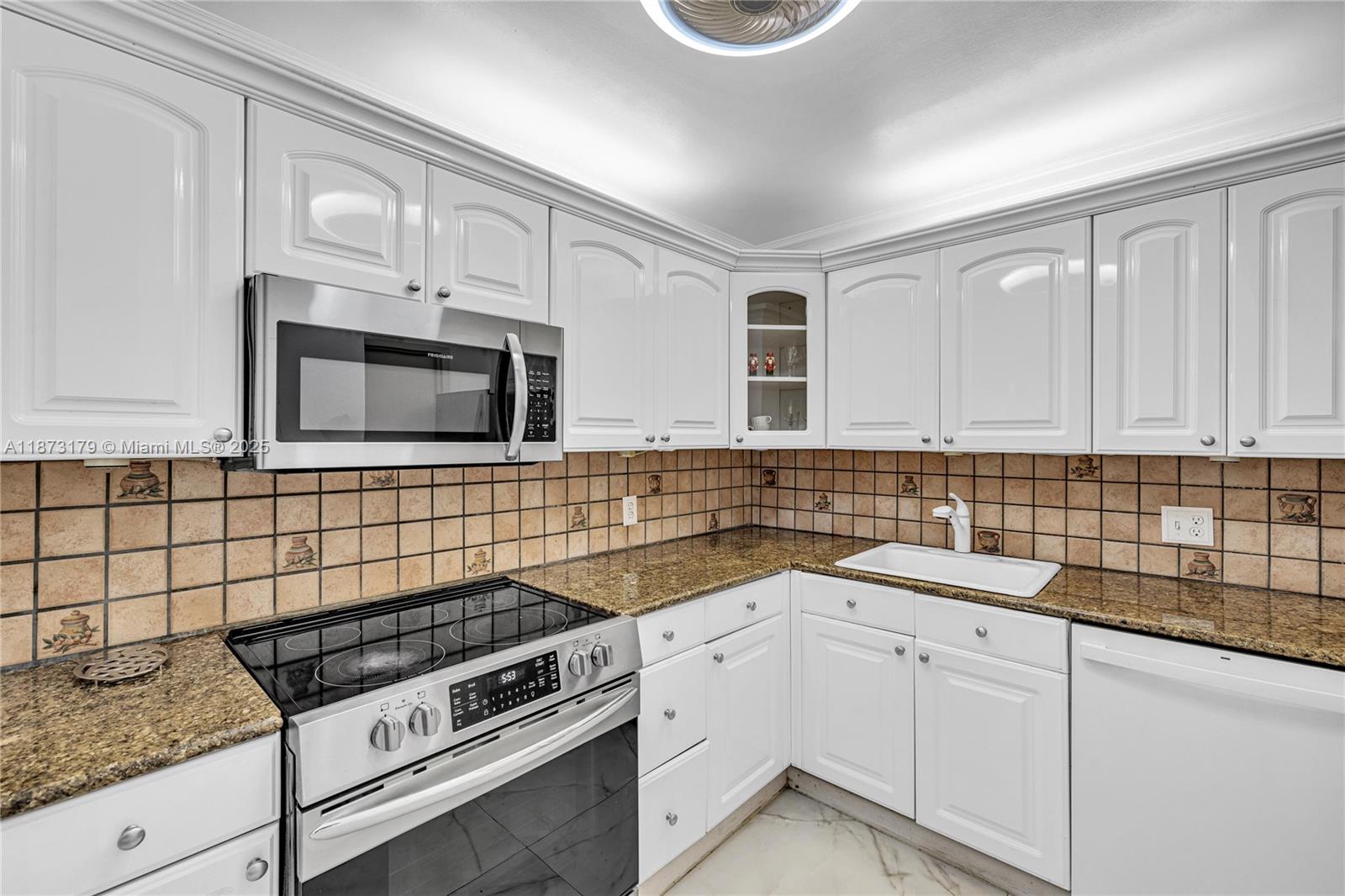 Photo of 2201 Ocean Dr #2005, Hollywood, Florida, 33019 -