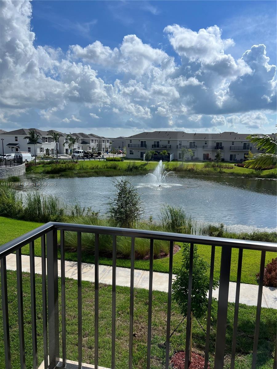 1769 3 / 3 1628 sq. ft. $ 2025-09-05 0 Photo