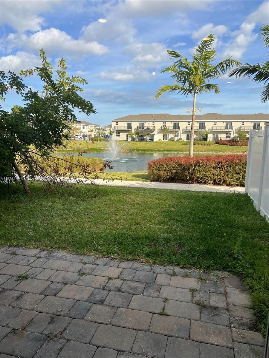 1769 3 / 3 1628 sq. ft. $ 2025-09-05 0 Photo