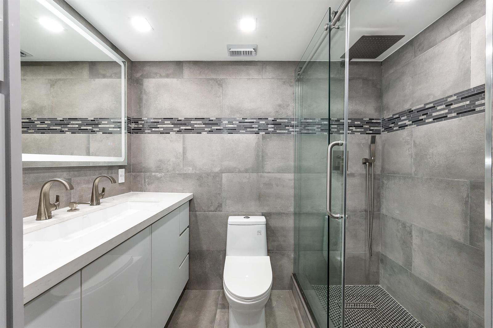 Photo of 3725 Ocean  #1203, Hollywood, Florida, 33019 - photo-1