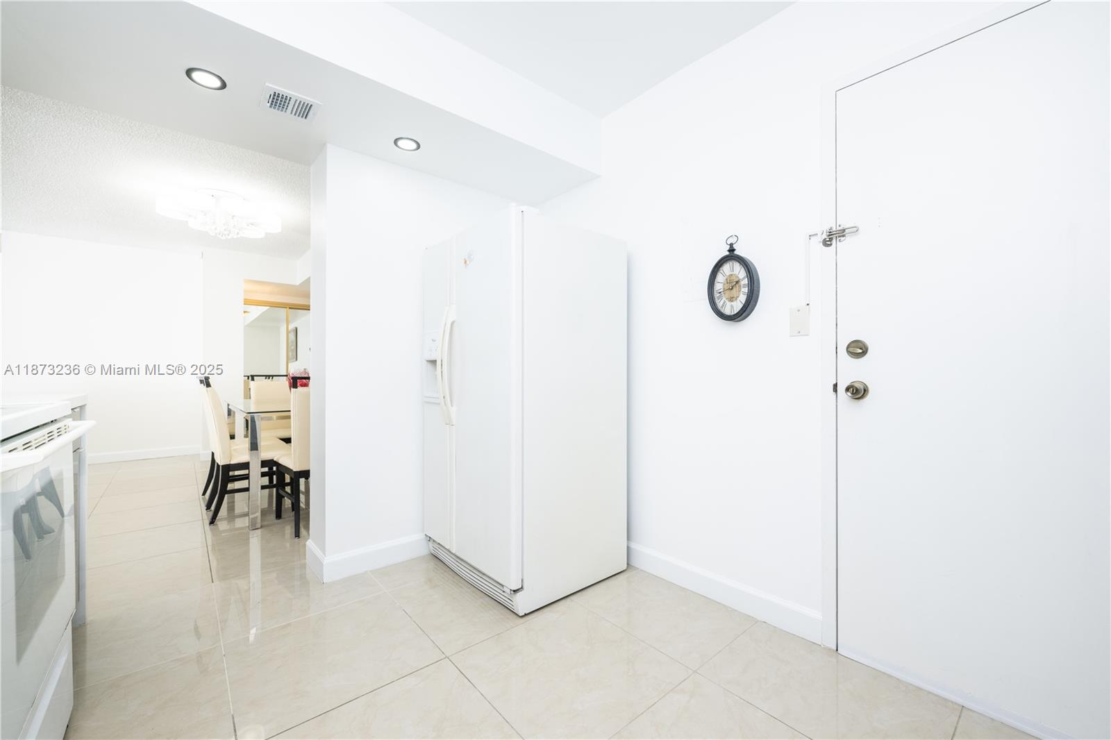 Photo of 1833 Ocean Dr  #1007, Hallandale Beach, Florida, 33009 - 