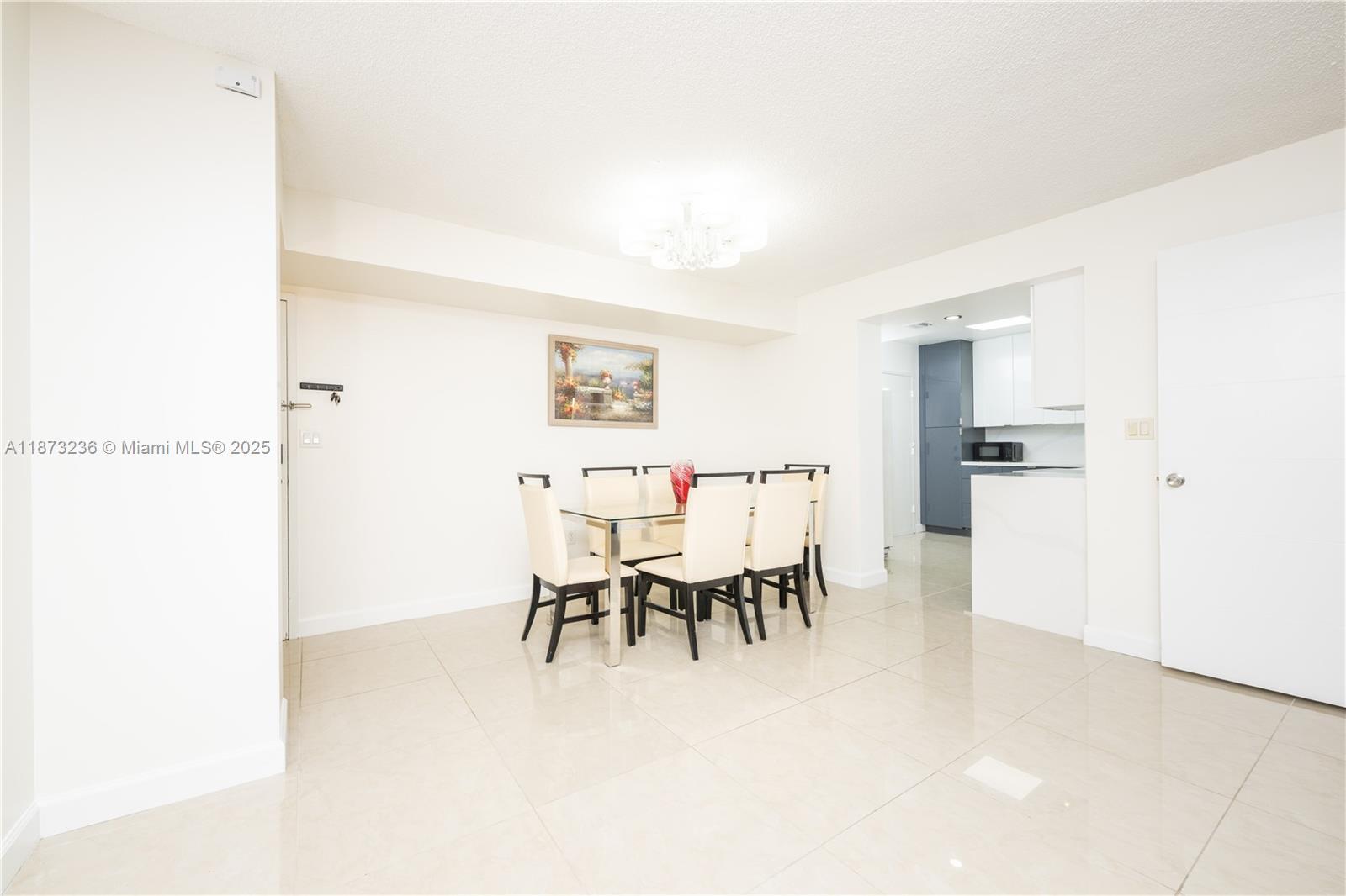 Photo of 1833 Ocean Dr  #1007, Hallandale Beach, Florida, 33009 - Living/Dining Room Area