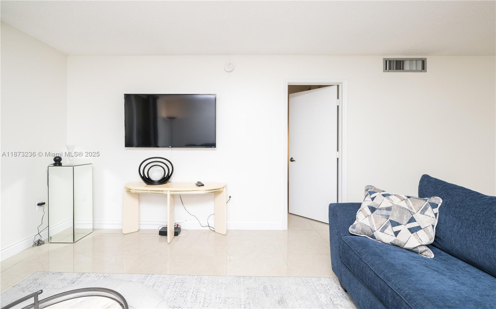 Photo of 1833 Ocean Dr  #1007, Hallandale Beach, Florida, 33009 - Master Bedroom Door
