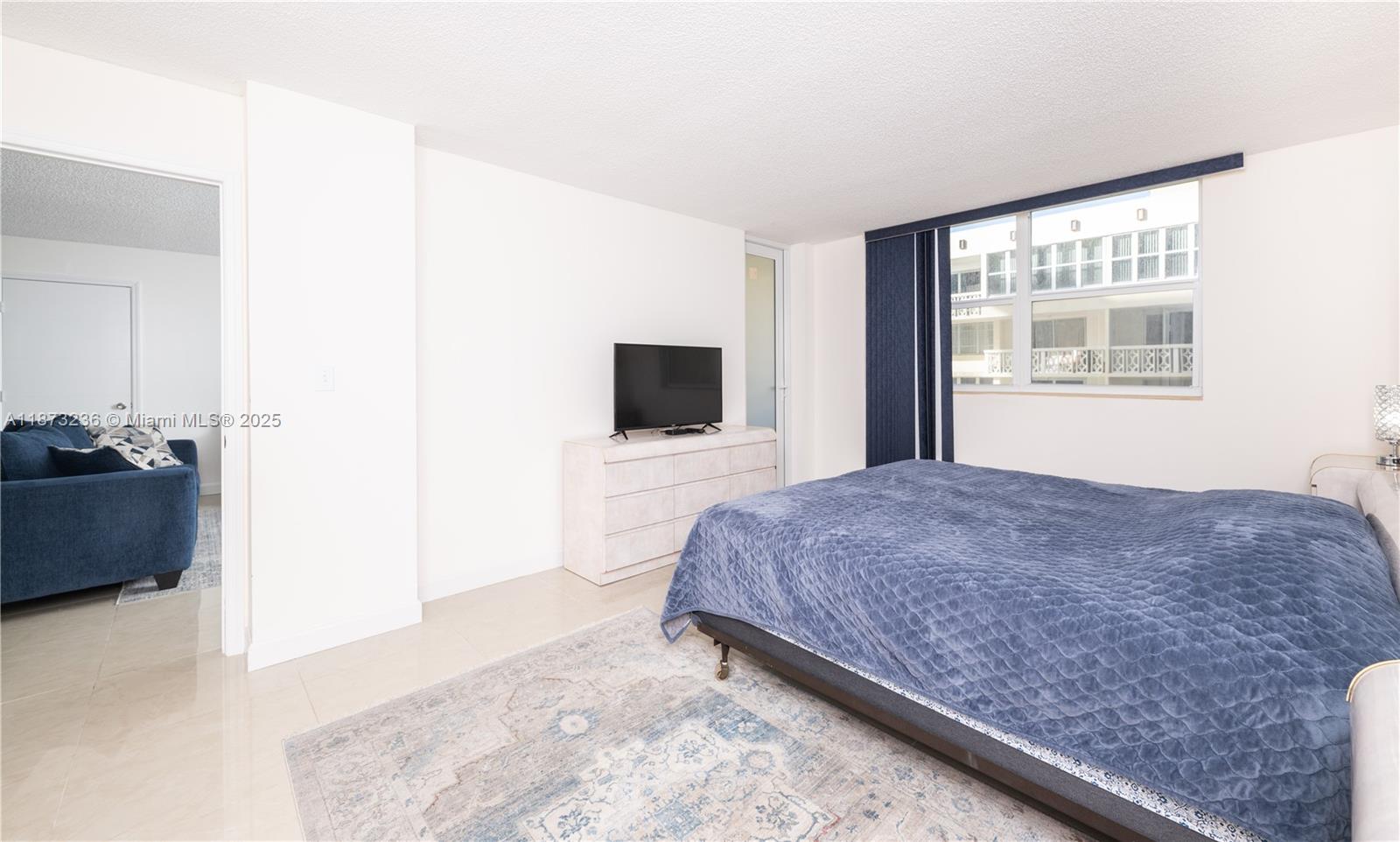 Photo of 1833 Ocean Dr  #1007, Hallandale Beach, Florida, 33009 - 