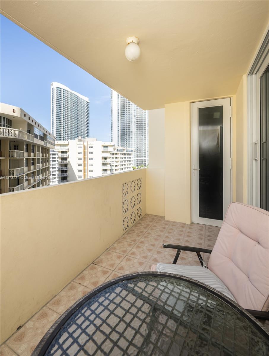Photo of 1833 Ocean Dr  #1007, Hallandale Beach, Florida, 33009 - Large Open Balcony/w Master Bedroom Etrance
