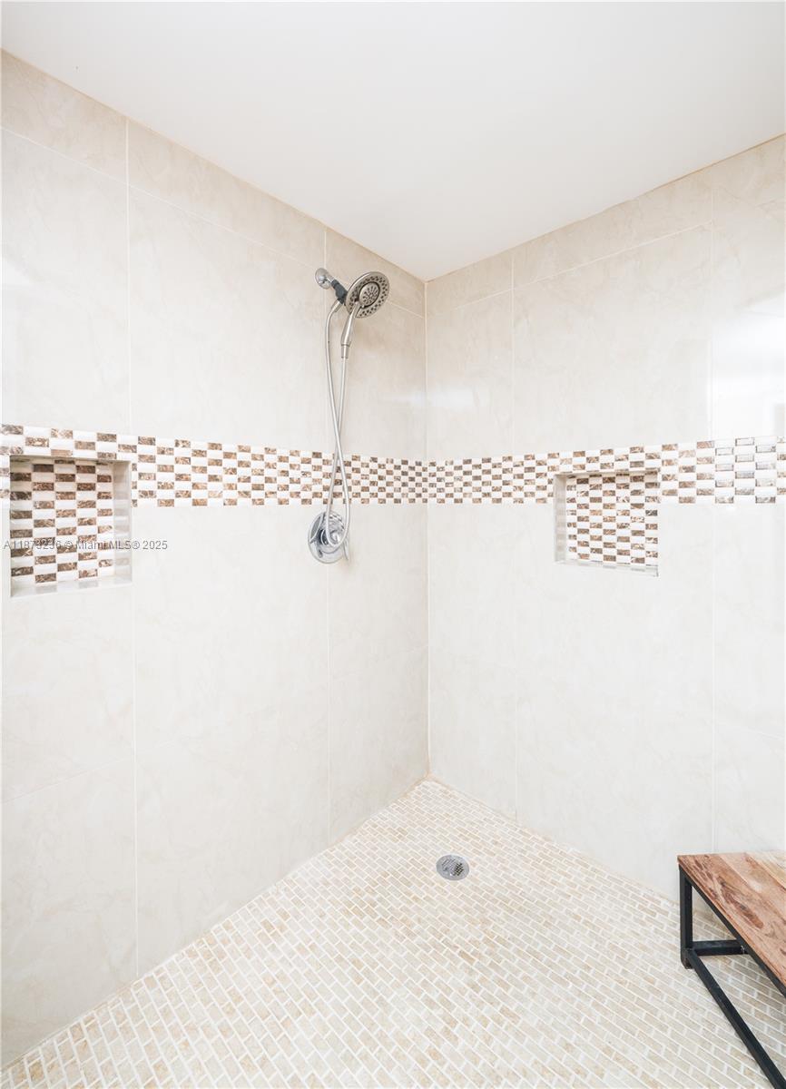 Photo of 1833 Ocean Dr  #1007, Hallandale Beach, Florida, 33009 - Very spacious stand-up Shower