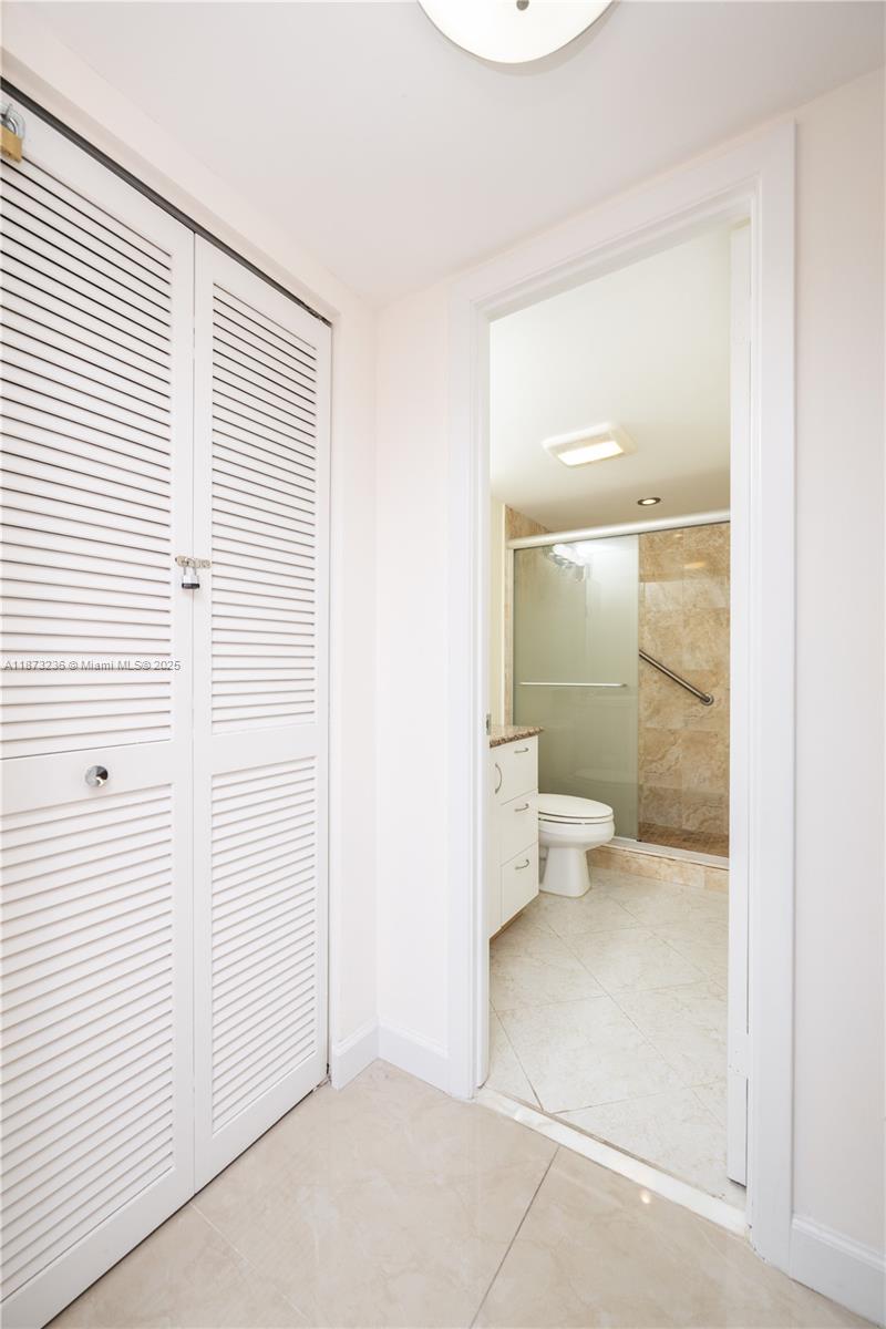 Photo of 1833 Ocean Dr  #1007, Hallandale Beach, Florida, 33009 - 2nd Bathroom