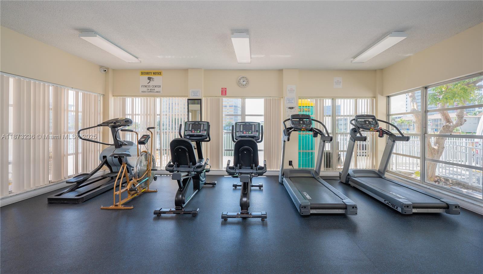 Photo of 1833 Ocean Dr  #1007, Hallandale Beach, Florida, 33009 - 2nd Bathroom