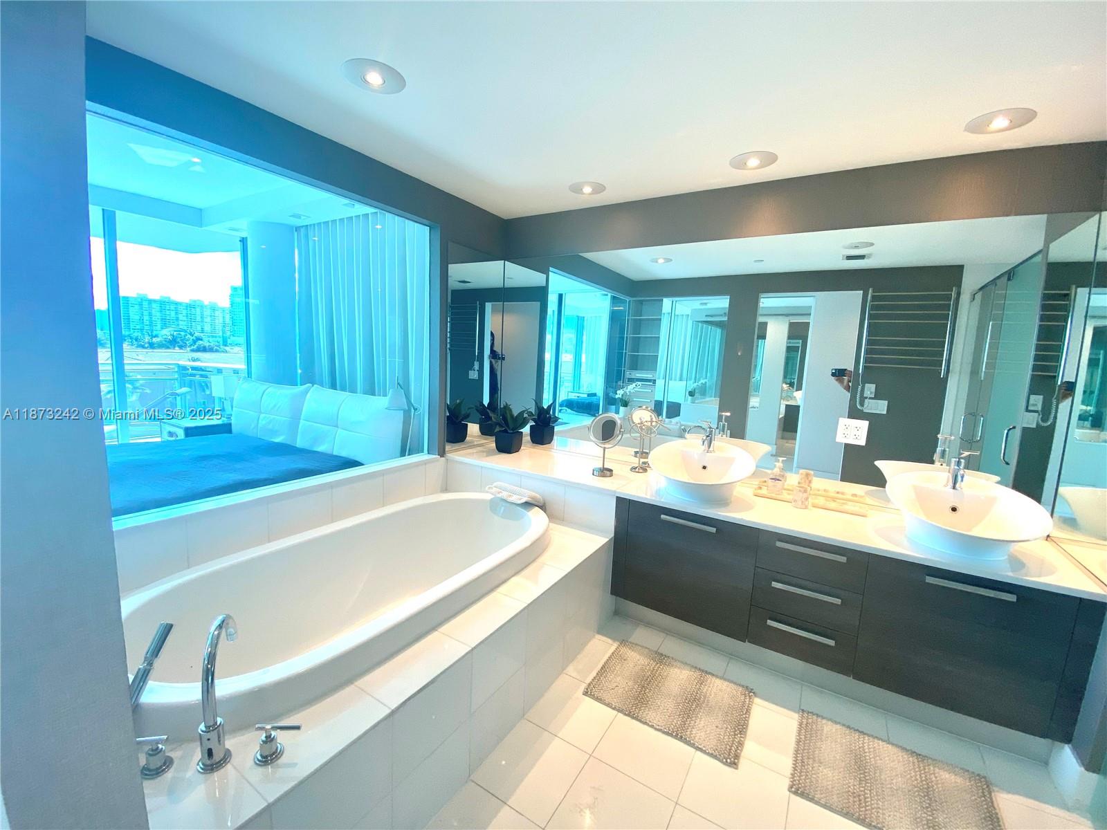Photo of 2950 188th St  #301, Aventura, Florida, 33180 - 