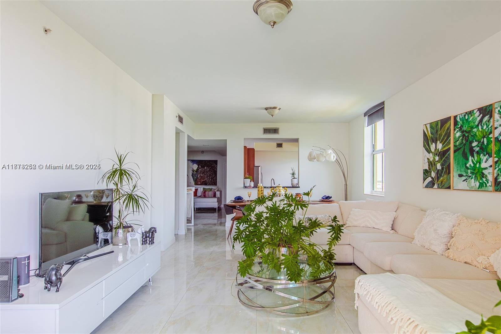 Photo of 3340 190th St  #1101, Aventura, Florida, 33180 - 