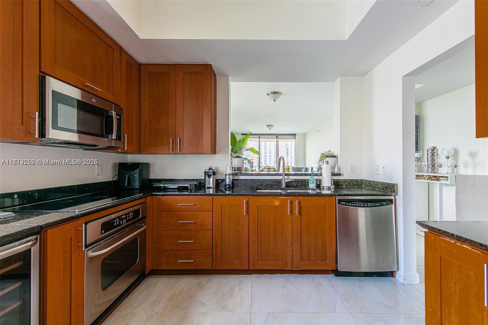 Photo of 3340 190th St  #1101, Aventura, Florida, 33180 - 