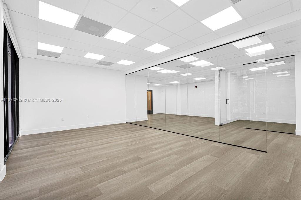 See details 310A-B / sq. ft. $ 2025-09-10 0 Photo