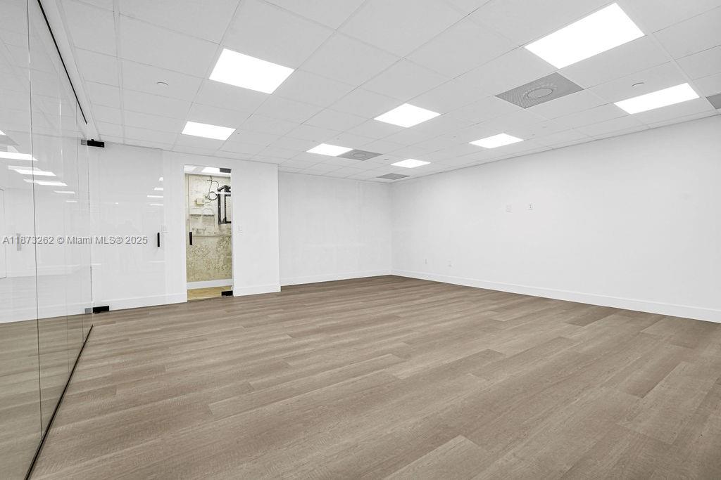 See details 310A-B / sq. ft. $ 2025-09-10 0 Photo