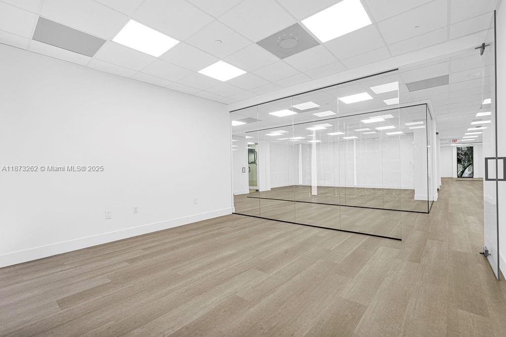 See details 310A-B / sq. ft. $ 2025-09-10 0 Photo
