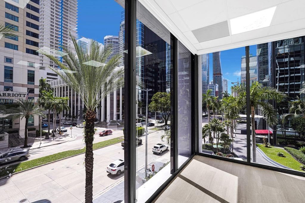 See details 310A-B / sq. ft. $ 2025-09-10 0 Photo