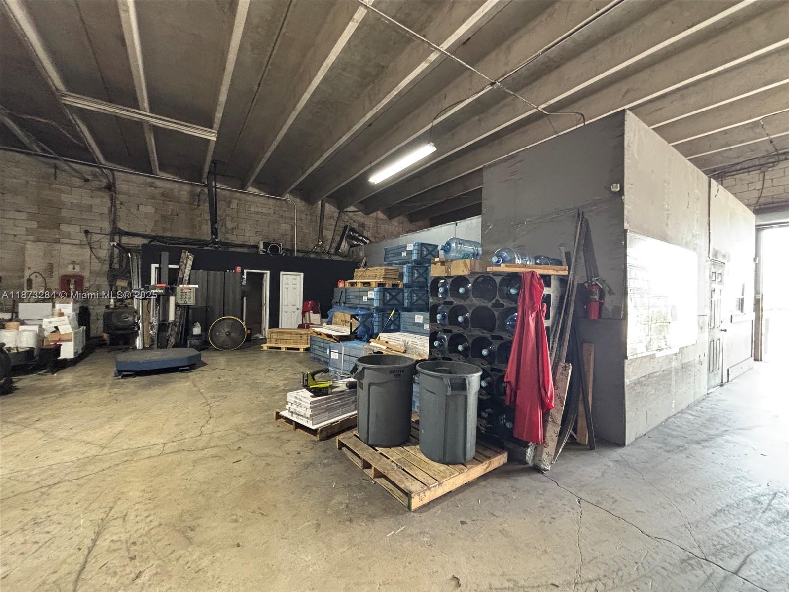 See details / sq. ft. $ 2025-09-05 0 Photo