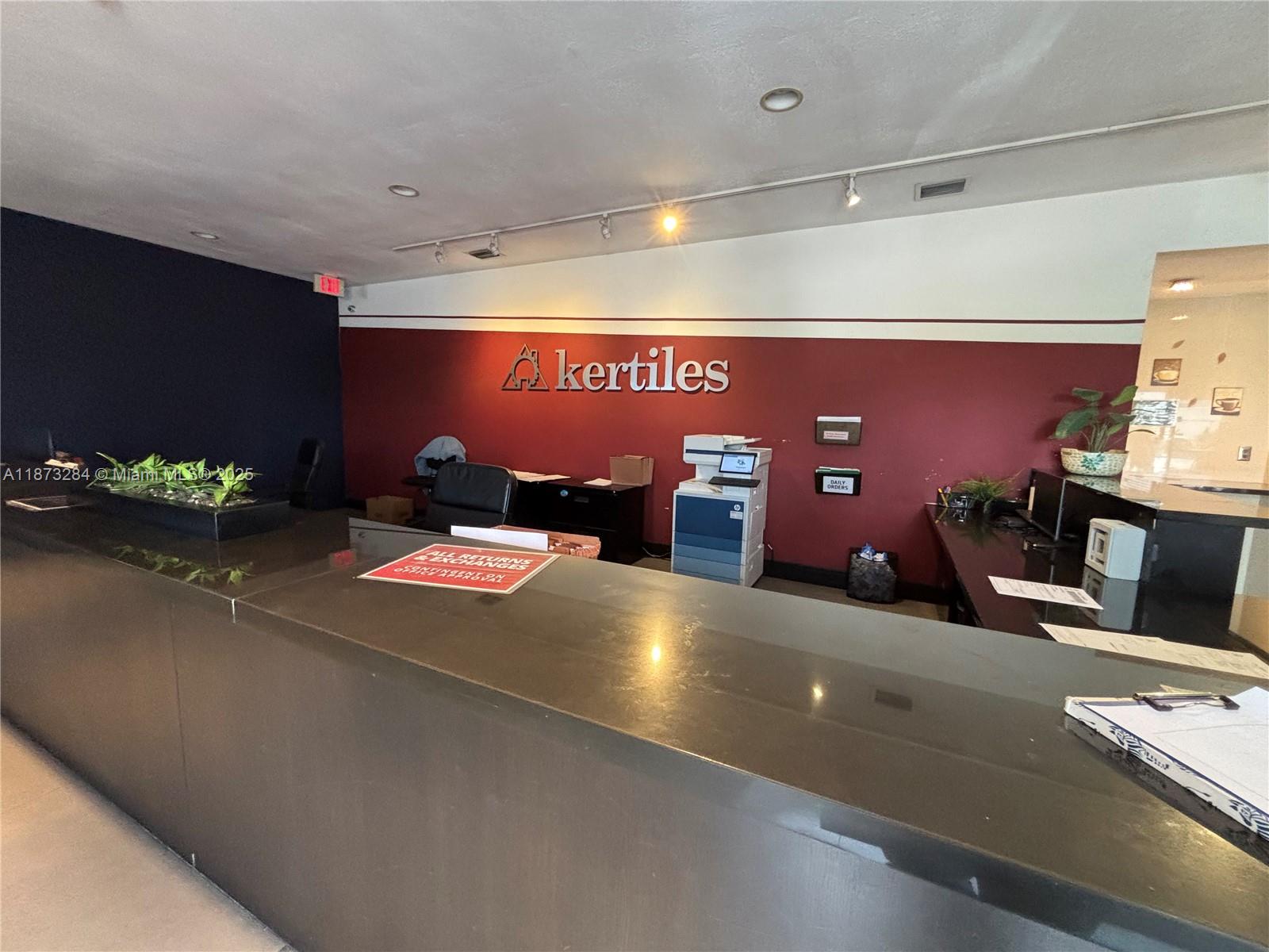 See details / sq. ft. $ 2025-09-05 0 Photo