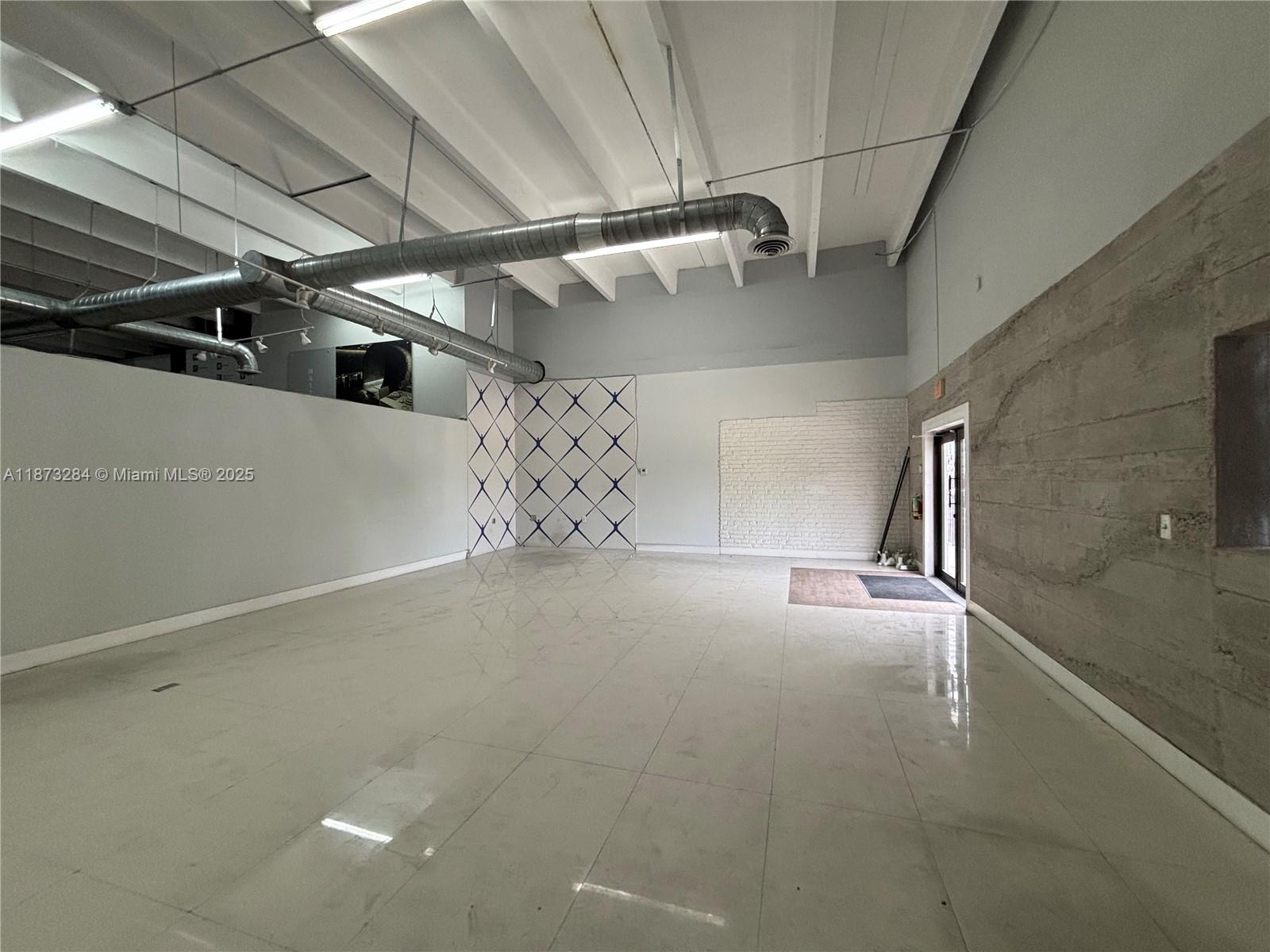 See details / sq. ft. $ 2025-09-05 0 Photo