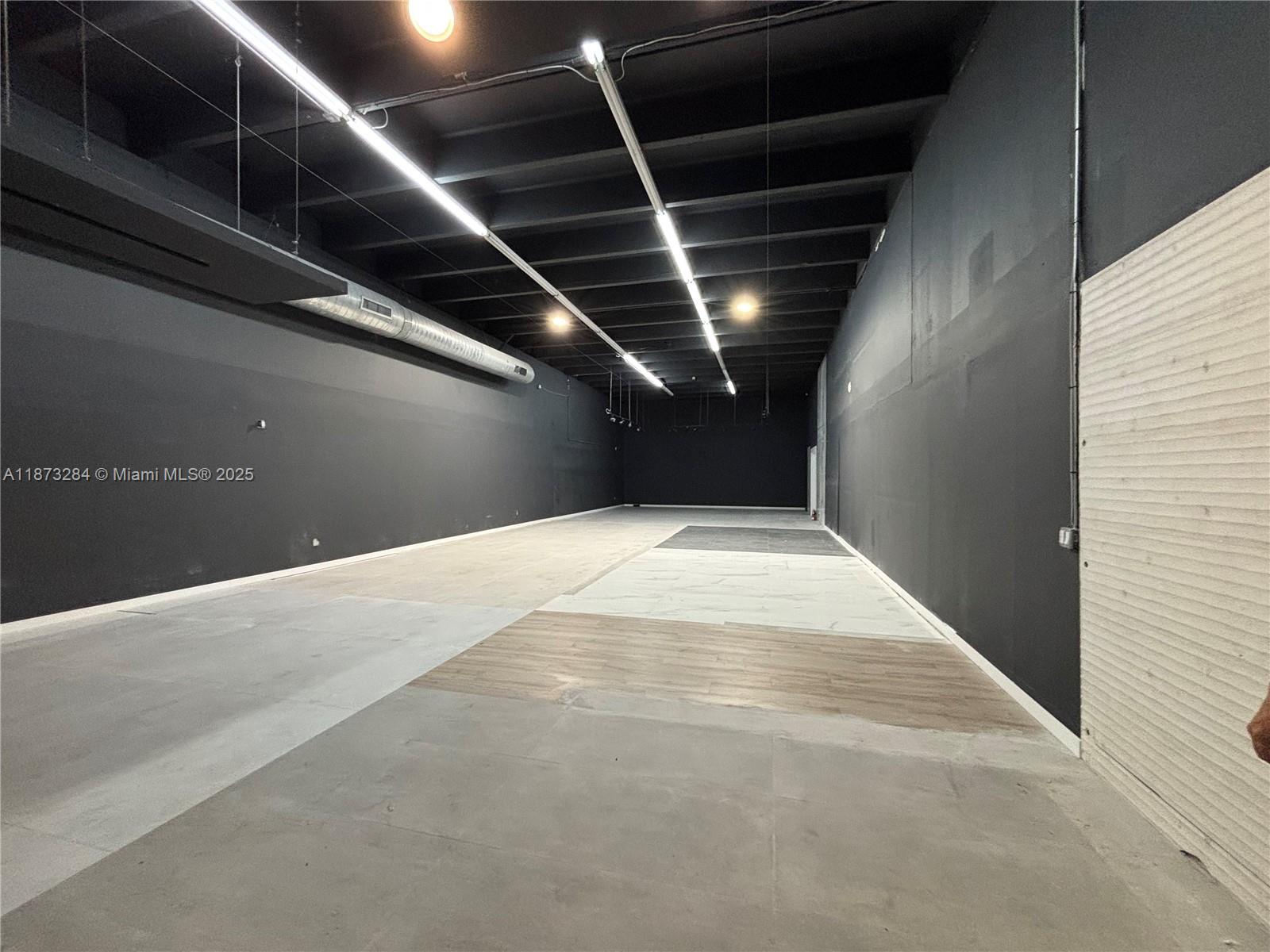See details / sq. ft. $ 2025-09-05 0 Photo