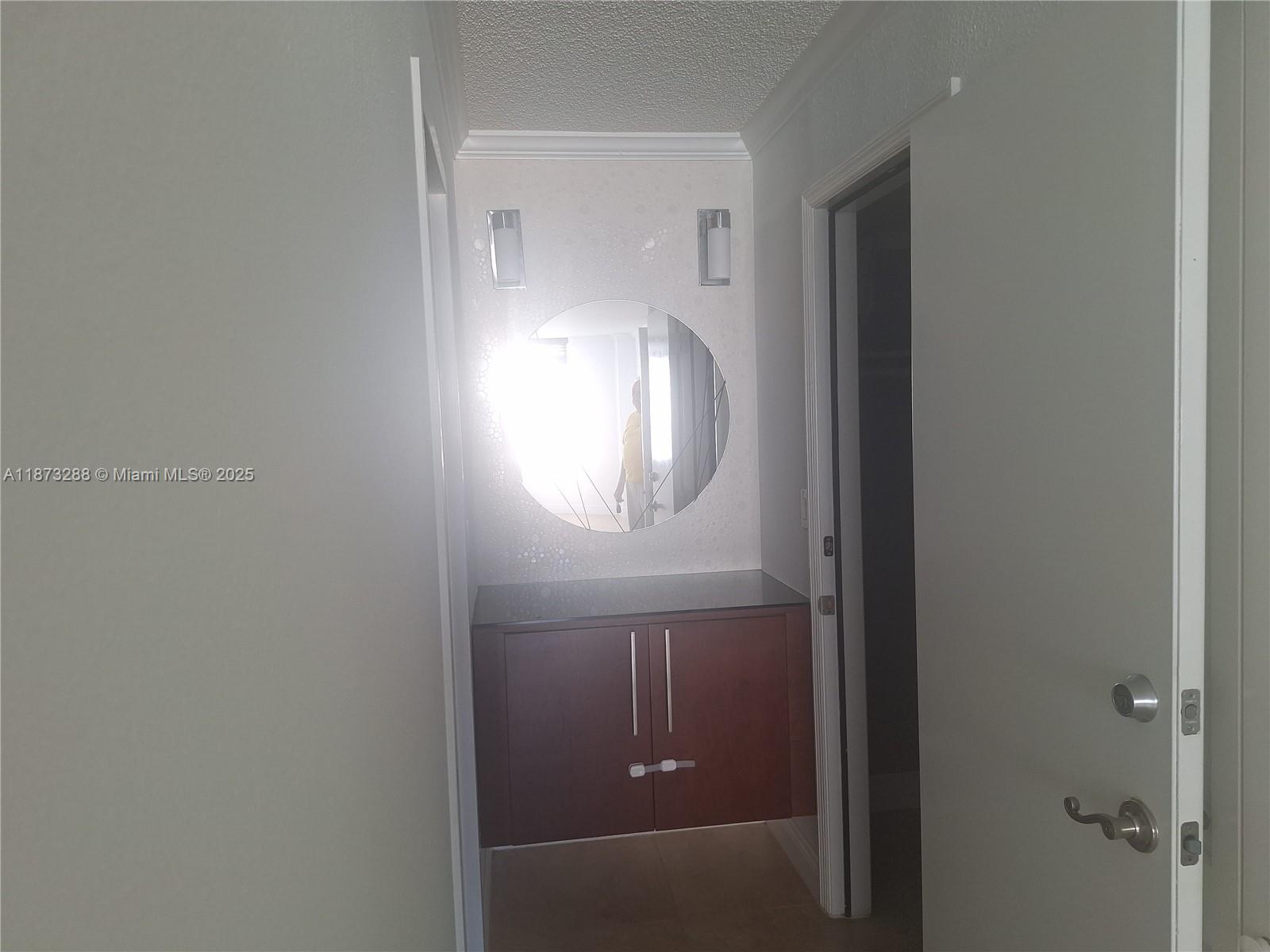 See details 417 2 / 2 1276 sq. ft. $ 2025-09-05 0 Photo