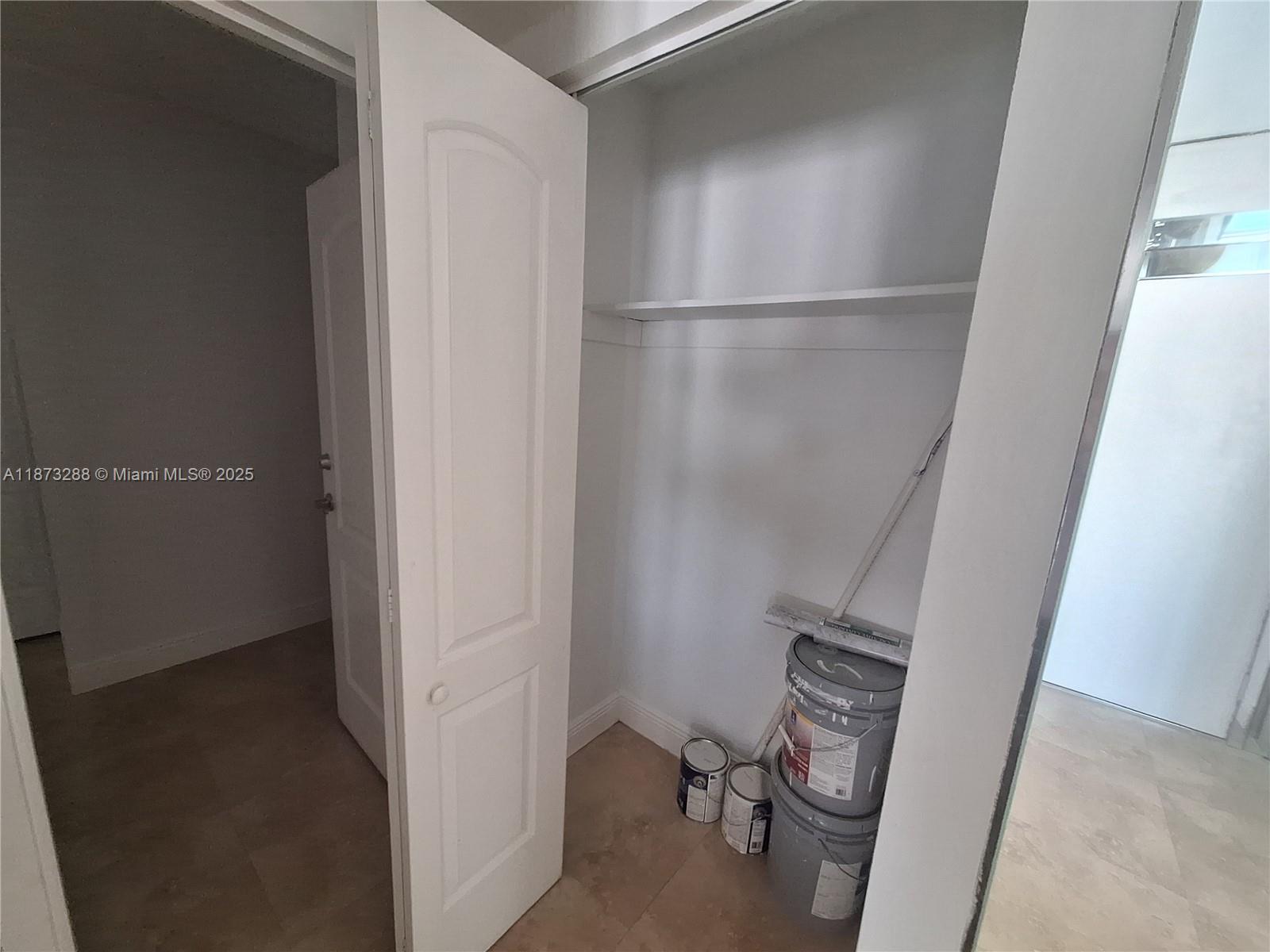 See details 417 2 / 2 1276 sq. ft. $ 2025-09-05 0 Photo
