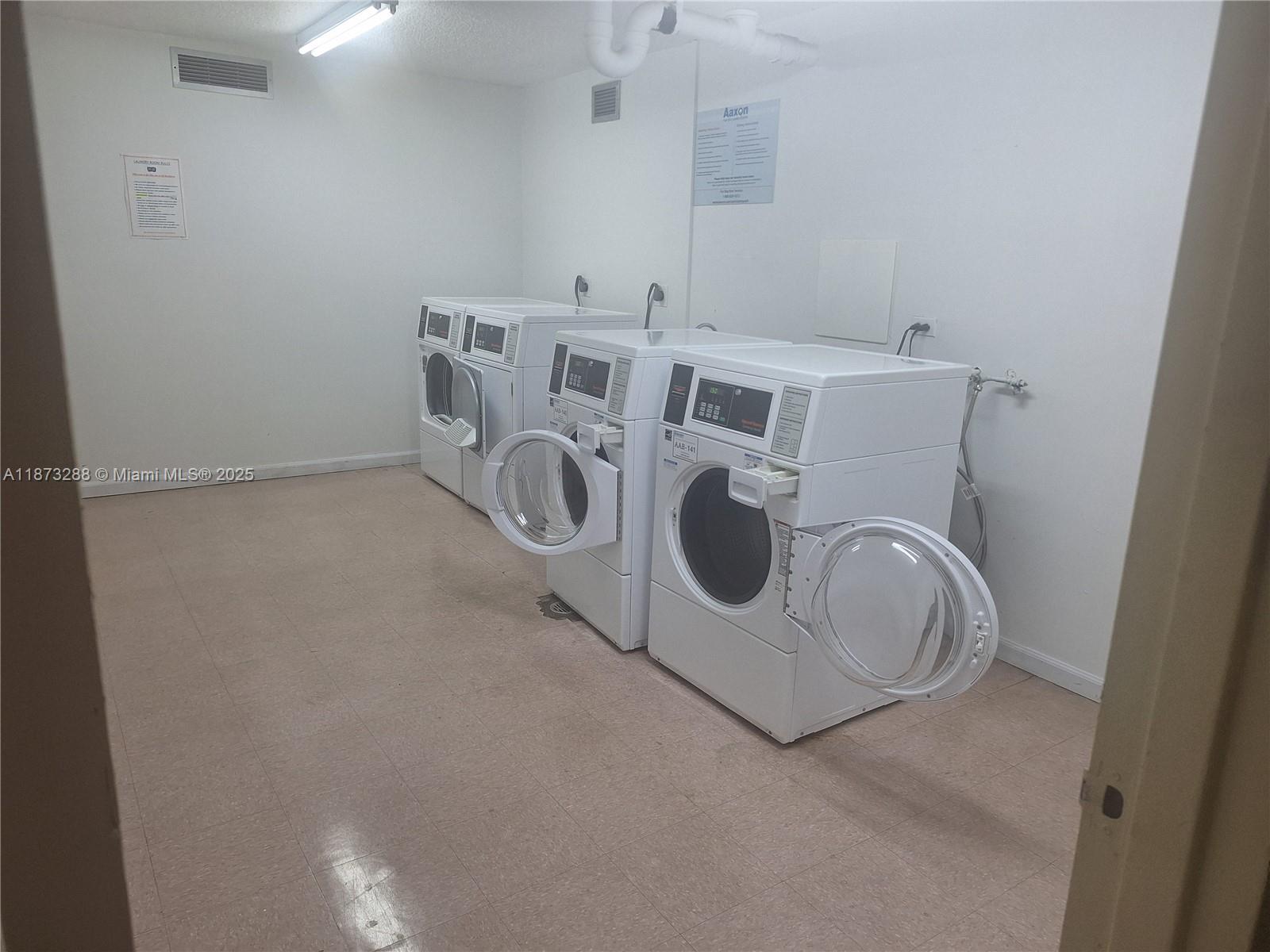See details 417 2 / 2 1276 sq. ft. $ 2025-09-05 0 Photo