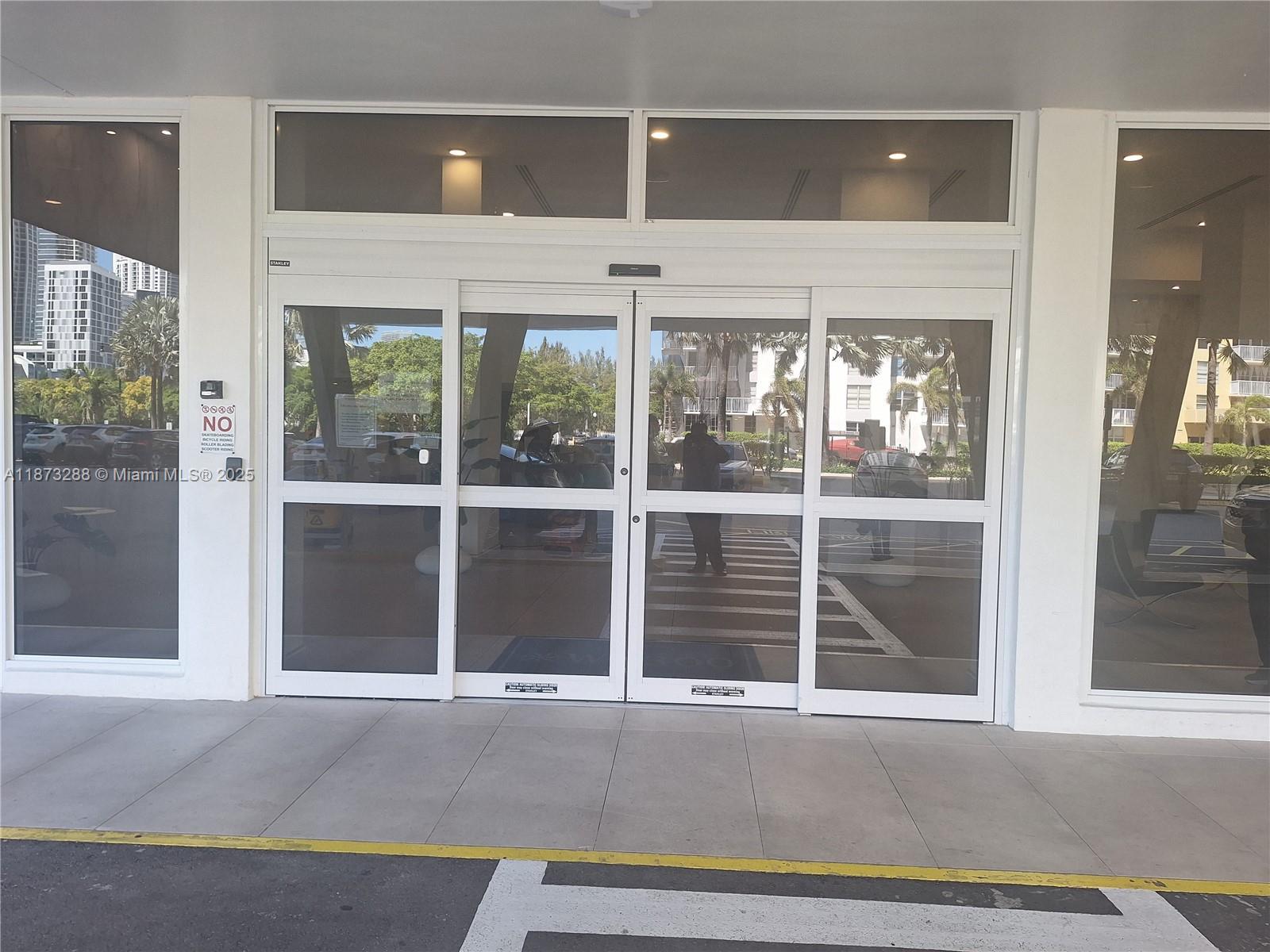 See details 417 2 / 2 1276 sq. ft. $ 2025-09-05 0 Photo