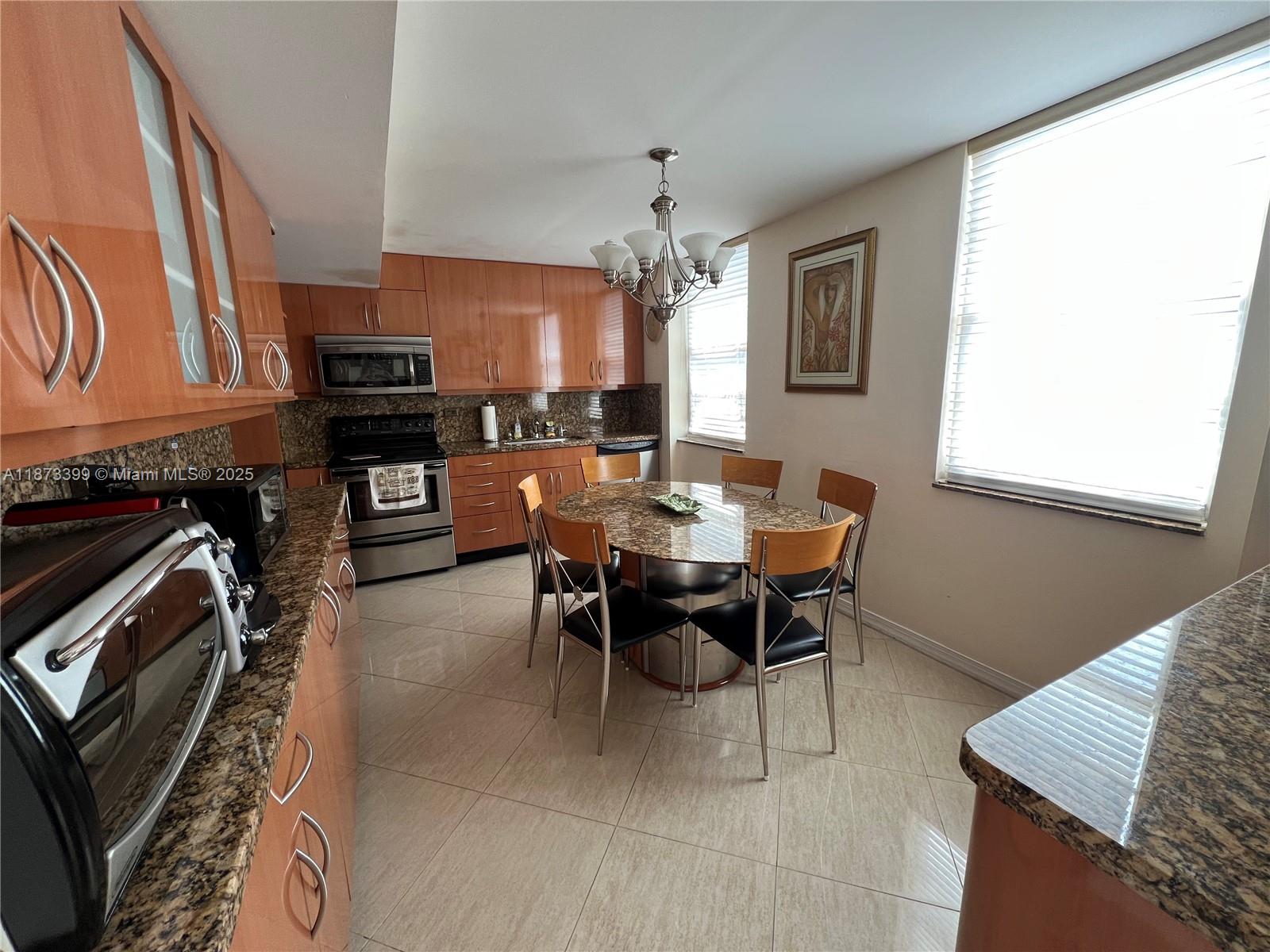 See details 1905 2 / 2 sq. ft. $ 2025-09-05 0 Photo