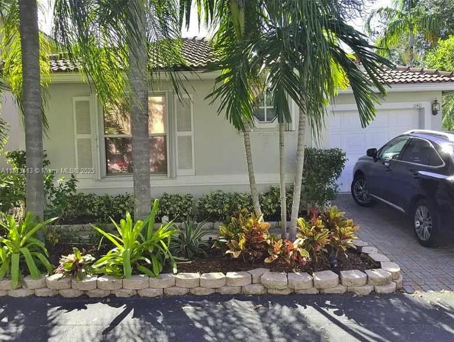 Photo of 1140 Lidflower St (1140), Hollywood, Florida, 33019 -