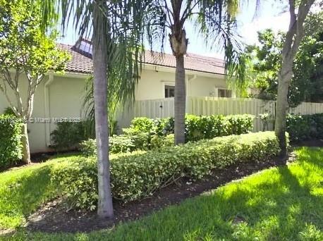 Photo of 1140 Lidflower St (1140), Hollywood, Florida, 33019 -