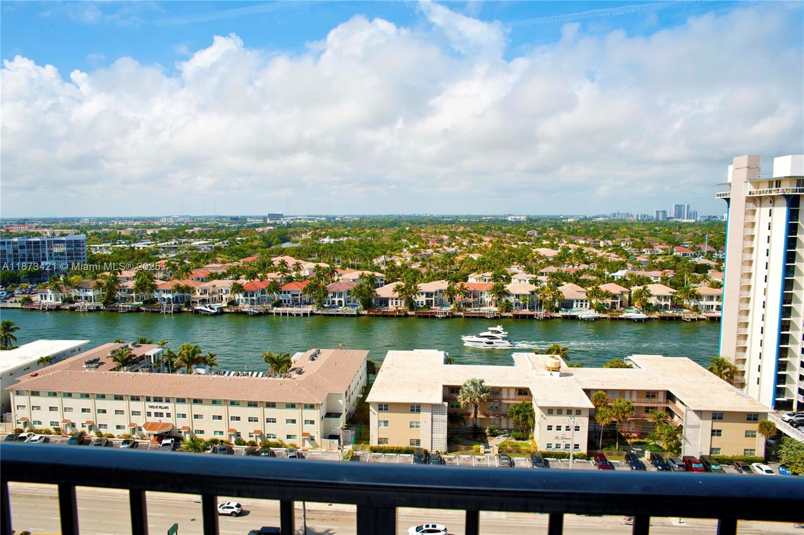 Photo of 2201 Ocean Dr  #1606, Hollywood, Florida, 33019 - 