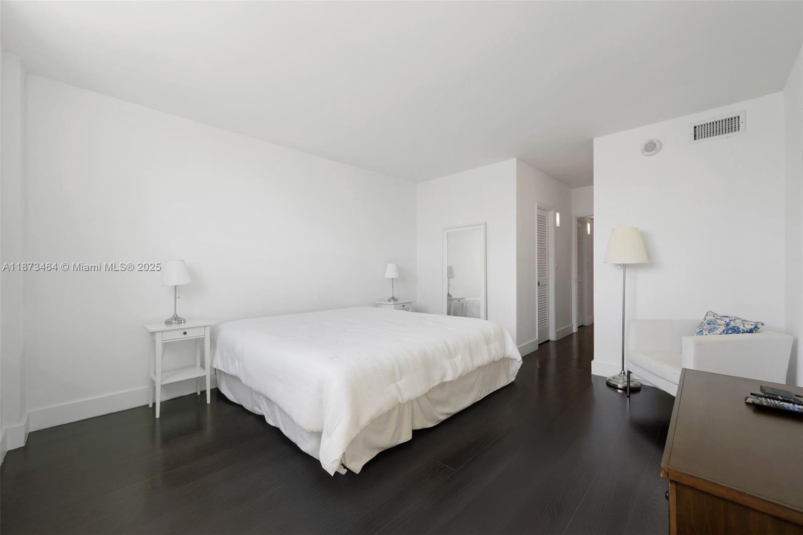 Photo of 19380 Collins Ave  #1414, Sunny Isles Beach, Florida, 33160 - 