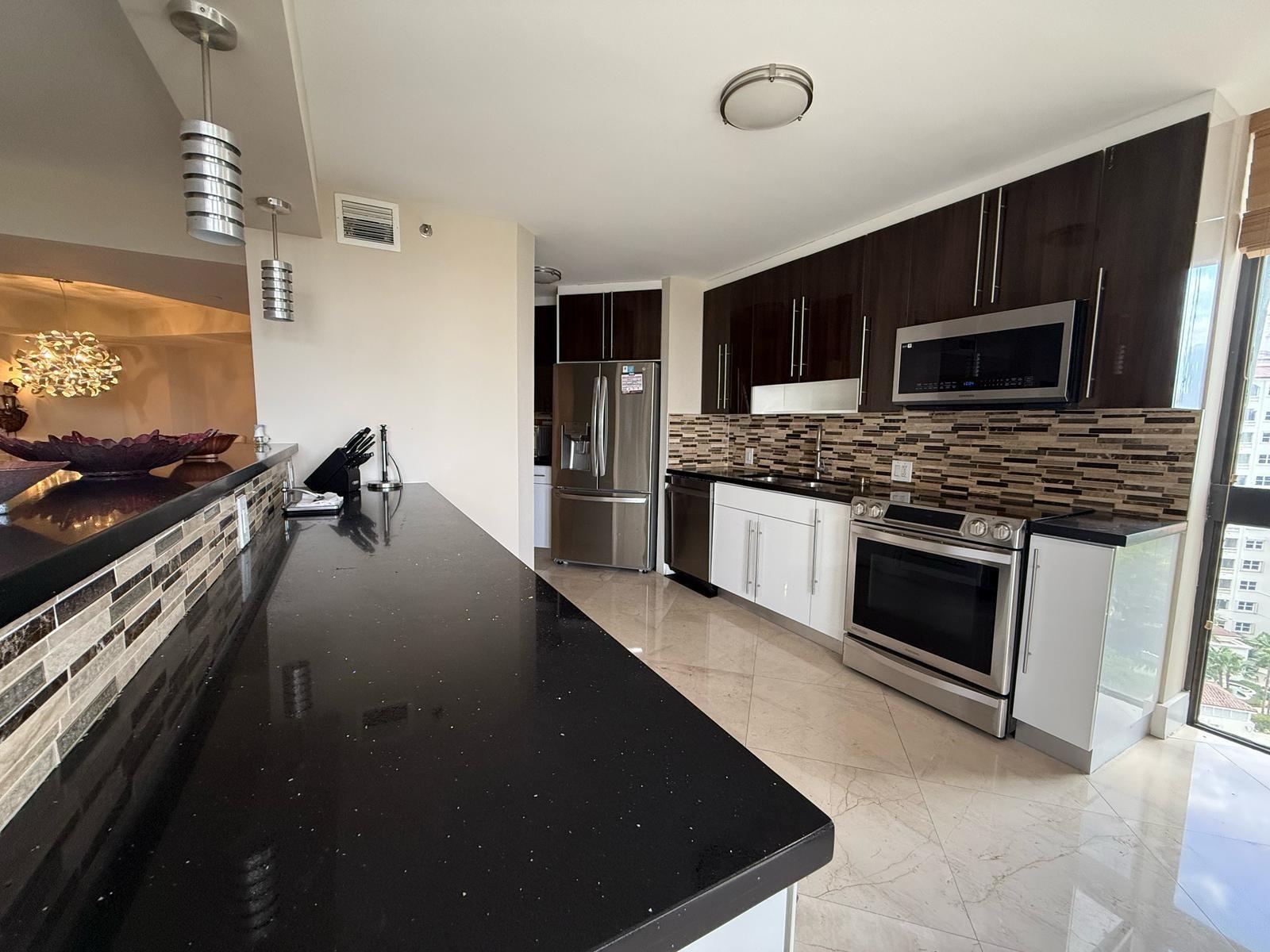 Photo of 20185 Country Club  #1202, Aventura, Florida, 33180 - Photo 1